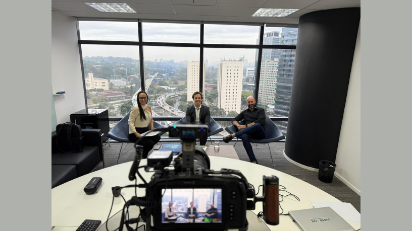 Descubra com Ian dos Anjos Cunha como dar os primeiros passos nos investimentos, mesmo começando com pouco capital.