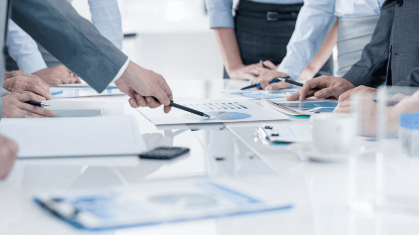 Victor Boris Santos Maciel analisa como a gestão correta da terceirização ajuda a reduzir passivos trabalhistas e fortalecer a governança.